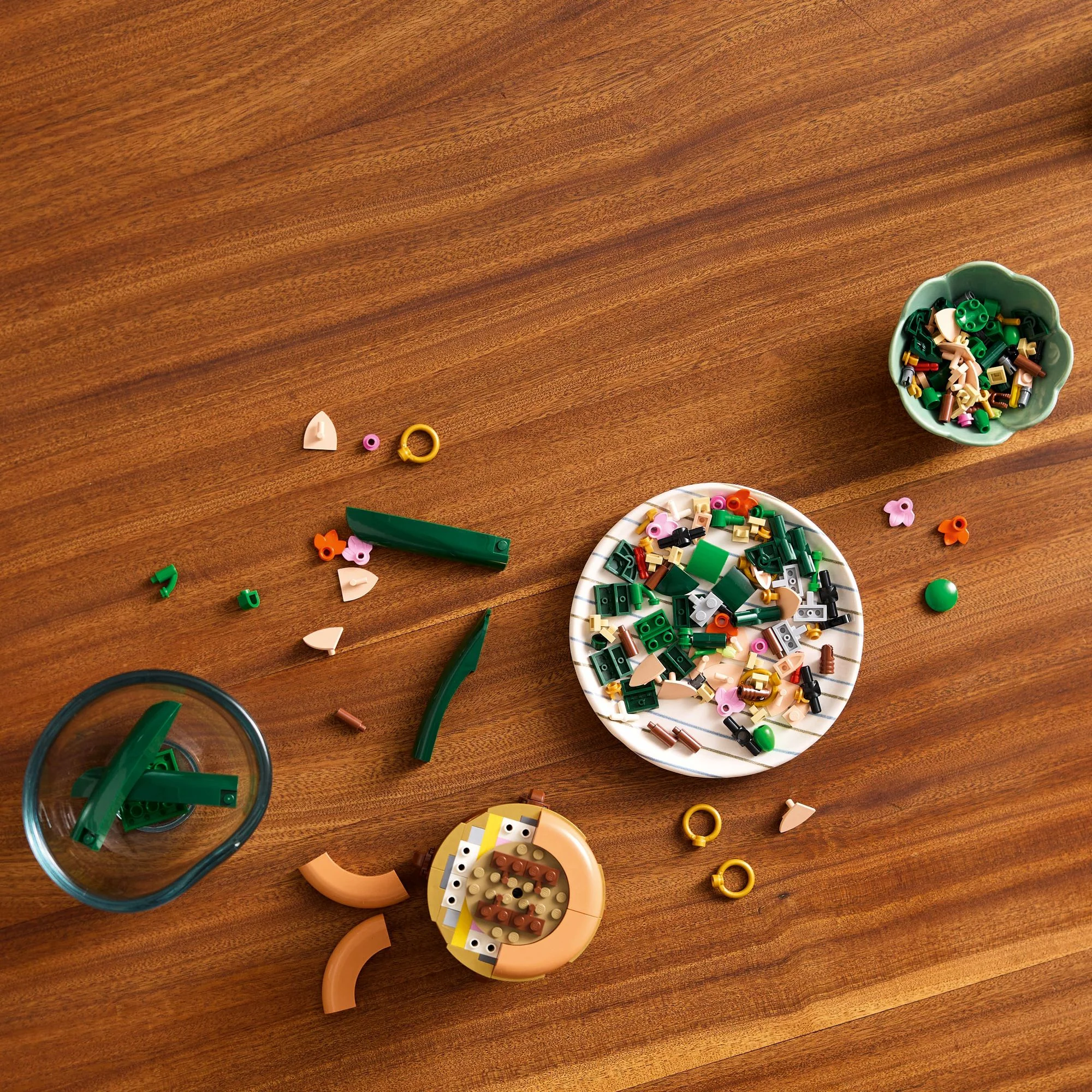 LEGO Botanicals Mini Orchid 10343 - Image 3