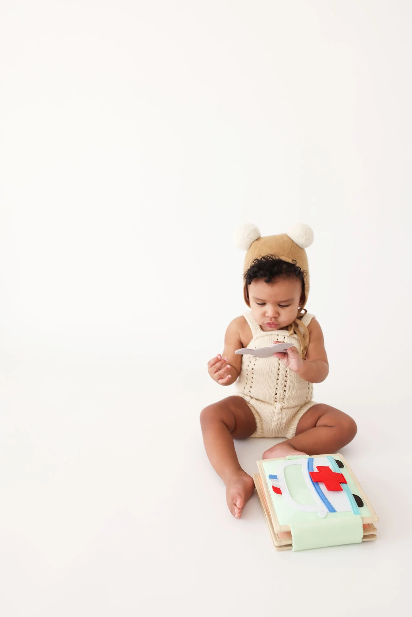 Medic Nano Quiet Book - Image 7